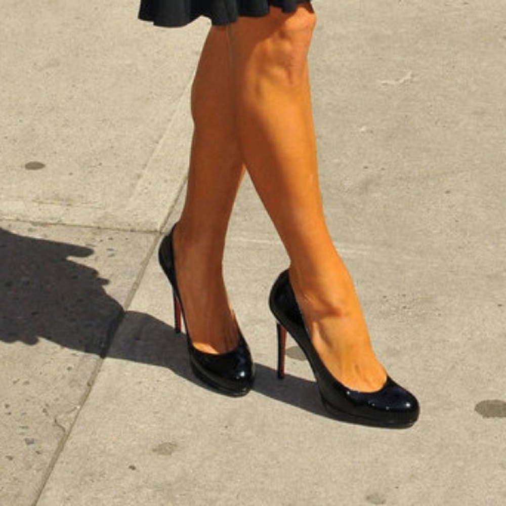 Louboutin new simple pump